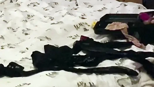 Voyeurismus, Der Durch Das Fenster Guckt Auf Ahnungslose Paare Beim Liebesspiel