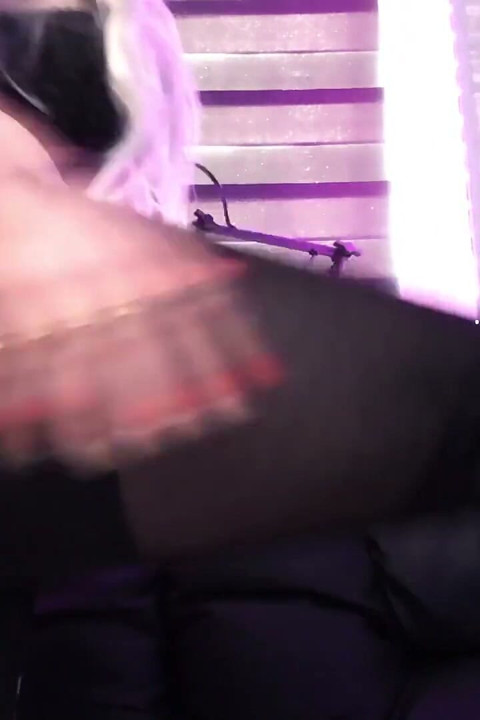 Mesmerizing yoga ass Gooning! Stare at my yoga pants and lose your mind