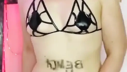 Video ngocok kontolku yang pemalu untuk ngocok kontolku dan ngentot aku habis-habisan! Roleplay JOI