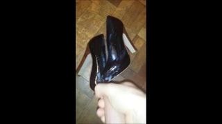 Cum over K's heels
