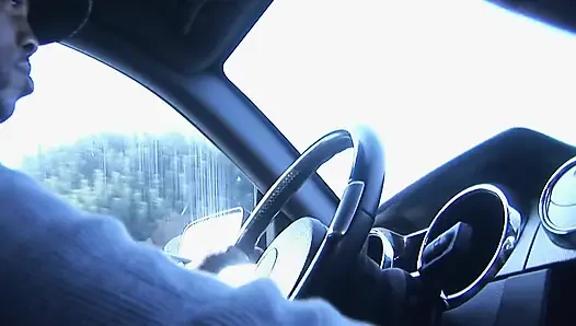 Koca sikli zenci adam yarağını genç ve azgın amının derinliklerine sokuyor