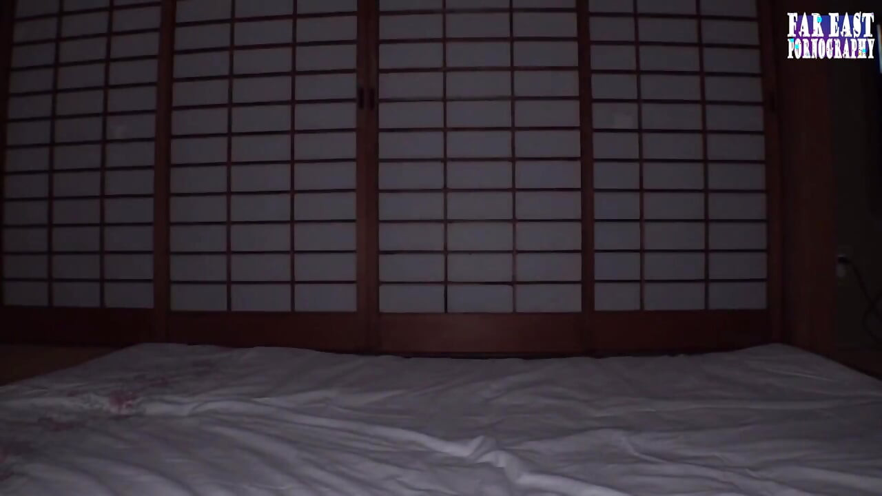 Rail-tease Rendezvous με ένα Short-cut Cutie Savoring Every Warm Drop Μέρος 5