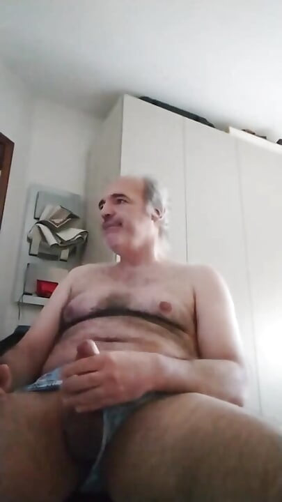 Jerk off Your Penis to Truly Enjoy Your Short Life