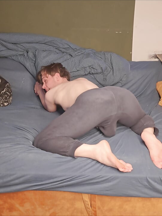 Minha bunda grossa em uma calça apertada