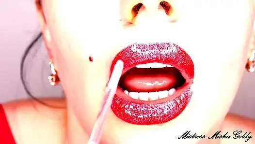 Crot di bibir glossy merahku dan bentuk merah penuh nafsu