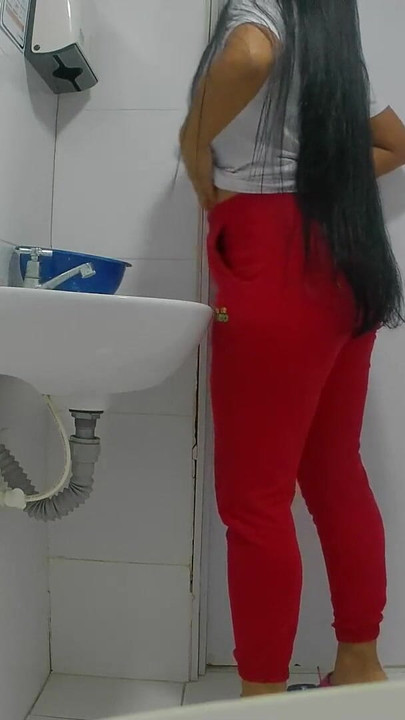 "ऑफिस के बाथरूम में चैंबर" से शानदार पल