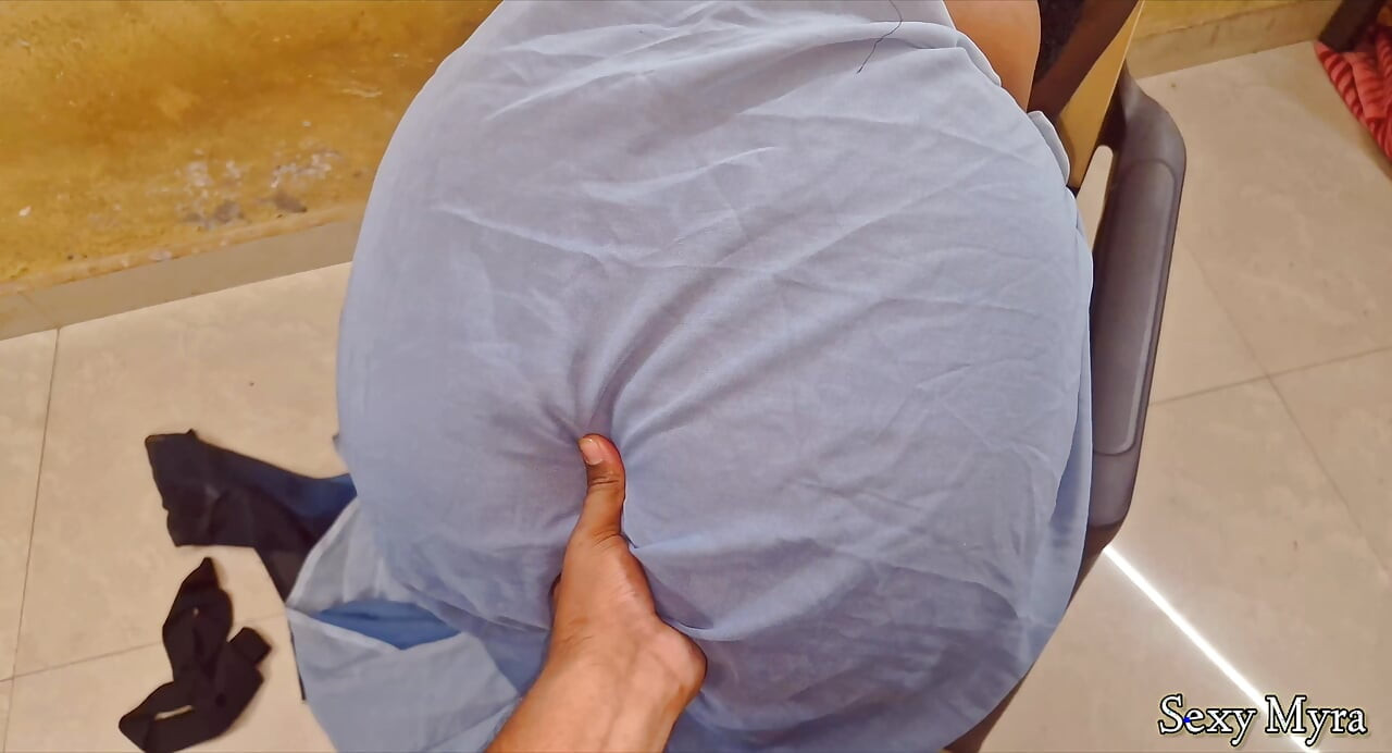 Part 1 - Hot Mami Got Suprise Blowjob