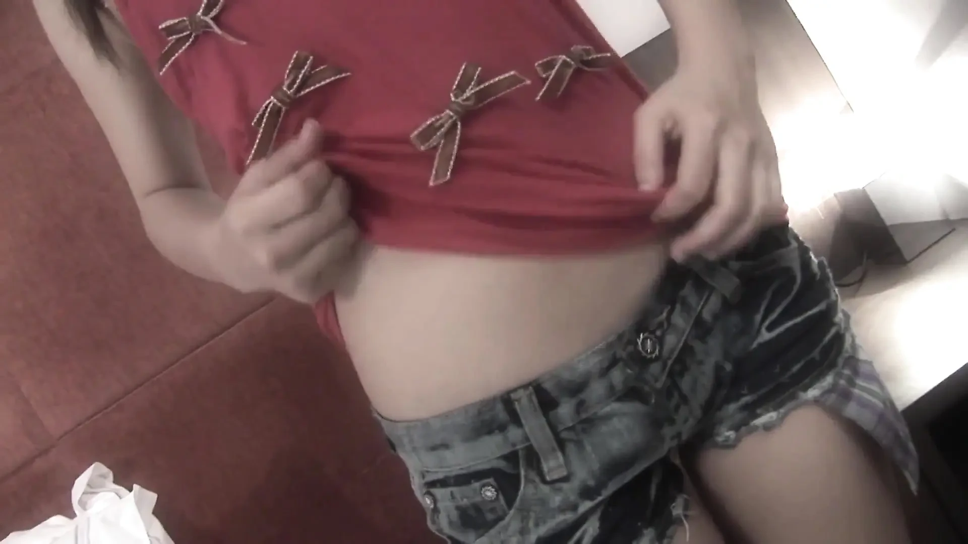 एशियाई कमसिन Pra चूत की चुदाई लेती है