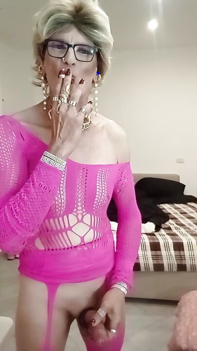 Großer cumshot mit analer wedge