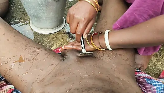 Indian desi wife Ne Bal kata hai
