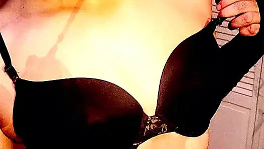Ts Kandi seksi kadın kılıklı striptizci iç çamaşırıyla dans ediyor pmv