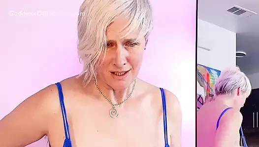 Helping Mommy Pick Out The Best Bra While She Tells Me How To Touch Myself & Cum JOI CEI