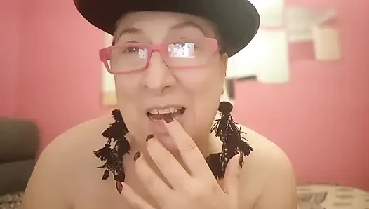 Veronica Rossi Official - She Always Surprises You with Her Bizarre and Sexy Moves