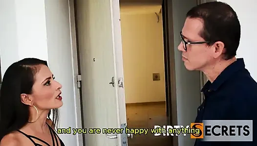 LIL TIMY GOES TO KATHY LEE'S HOUSE TO PLAY A PRANK ON HER, BUT THE SURPRISE IS THAT HE ENDS UP GETTING FUCKED