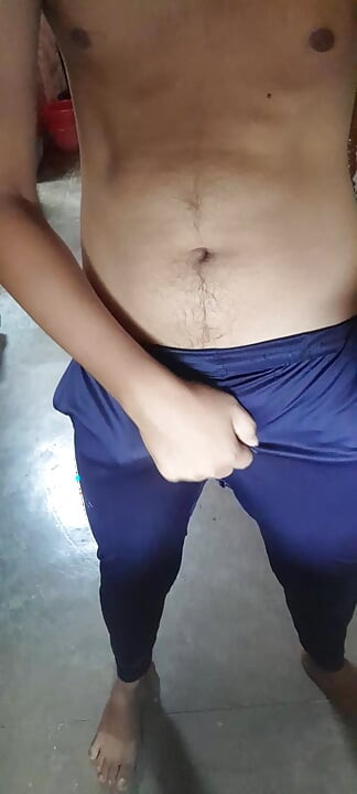 Lower Ke Andar Lund Khade