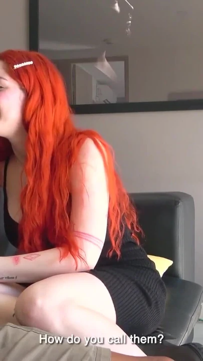 Momen penting dari "sex packer - cewek rambut merah latina pucat masih belum puas sama kontol besar pria dewasa"