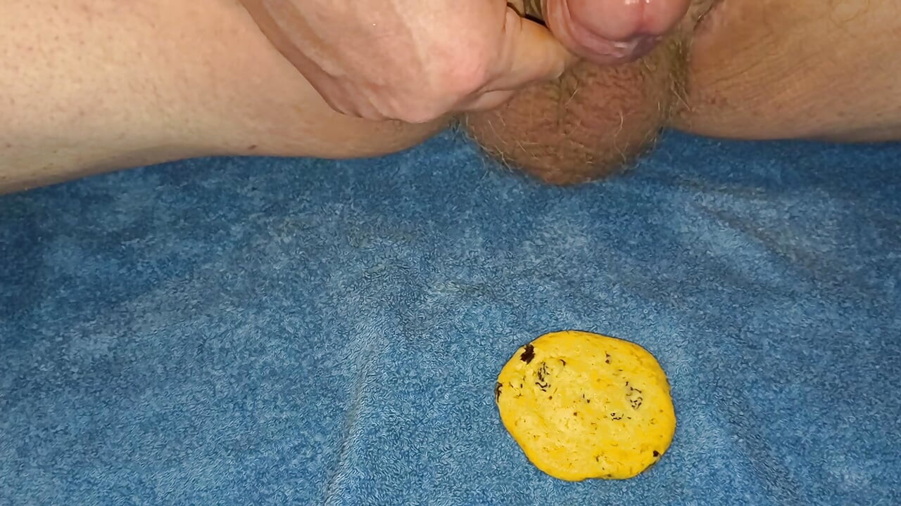 Cookie Cum Shot