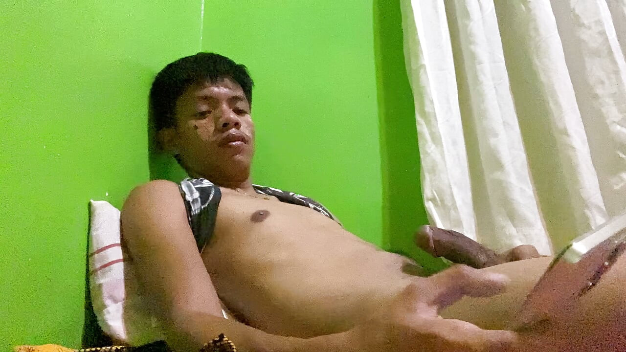 Filipino Twink Bedroom Jerk off Cumshot