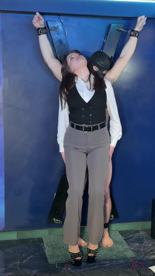 Hot milf love to dominate a bad boy | Clip 1