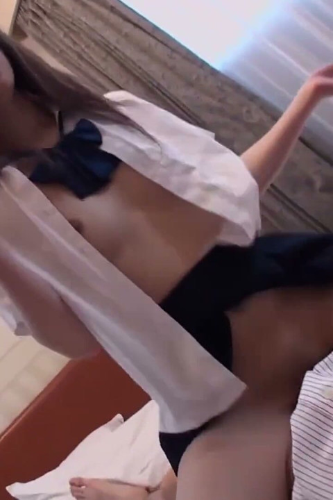 Hottie having her pussy fucked and creamed