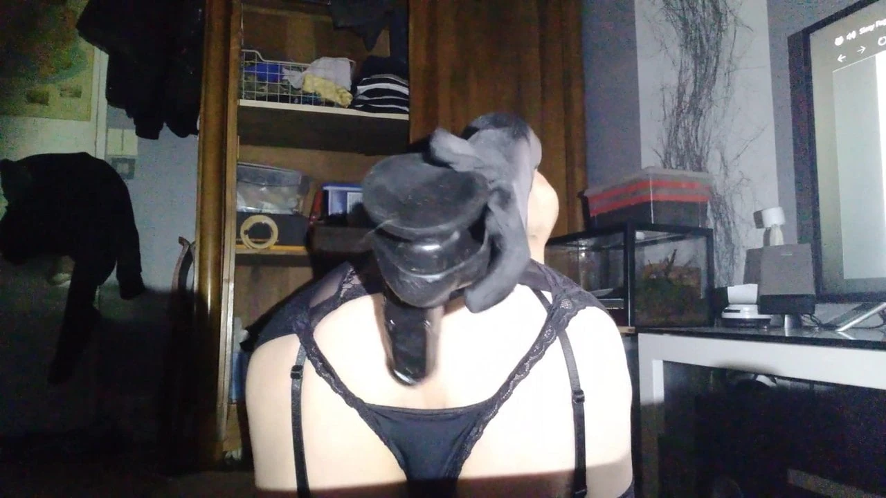 Sissy valou avec