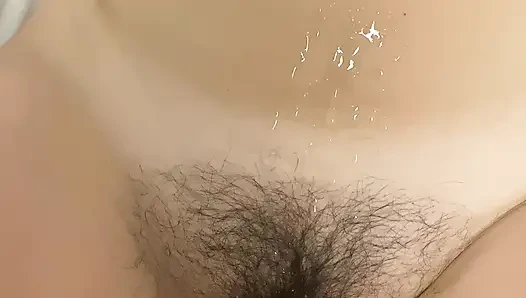 Cums on my face accidentally