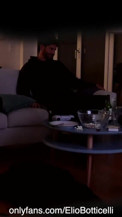 ชายแท้ชักว่าวกับเพื่อนเกย์! ของจริง! | คลิป 3