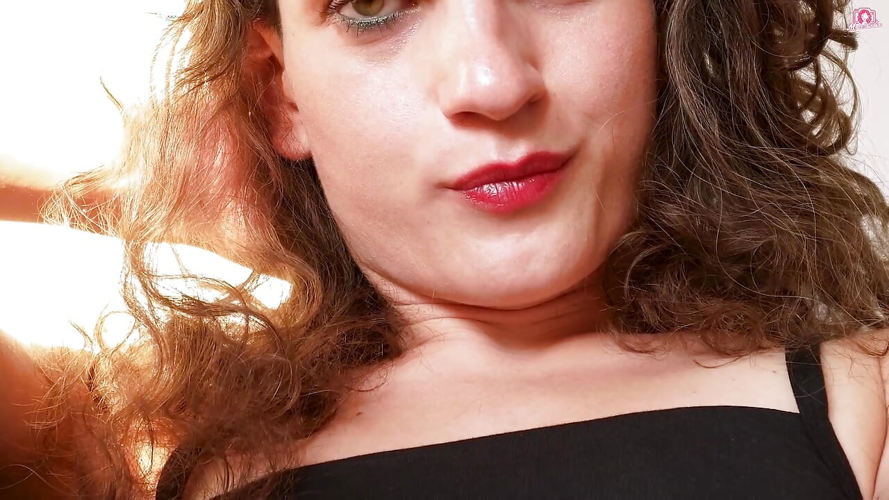 さらに私のペニスに近づく