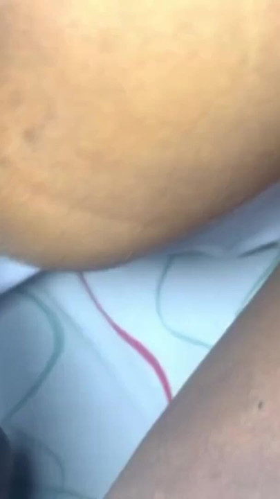 Morate vidjeti trenutak iz "Stvarno Desi maćeha žestoko jebana u svoju veliku guzicu Nogerijski besplatni porno filmovi xxx"