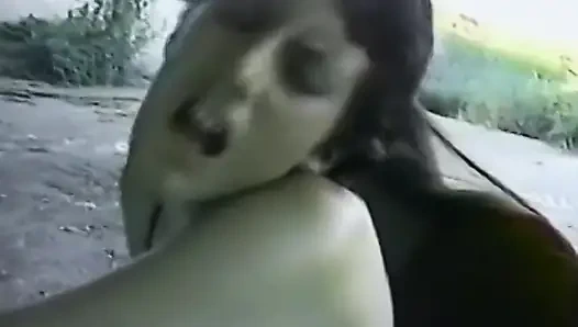 Страстные крошки-брюнетки лижут и пальцами до взрывоопасных оргазмов