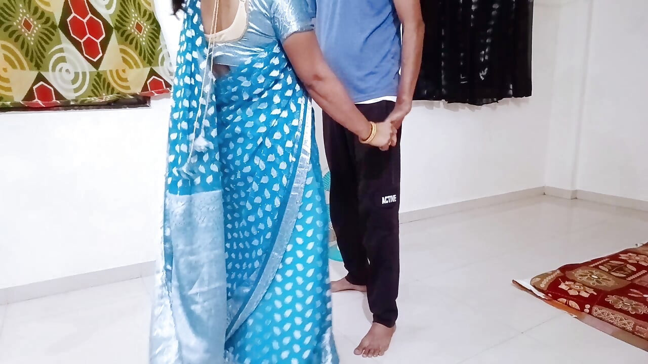 Rhea Bhabhi had sex with a fan maker