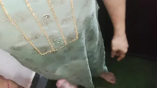 Bhabhi ke sath dapur saya seks kiya
