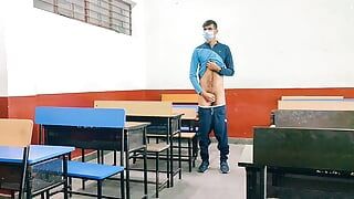 Sexe en classe, desi, adolescent gay