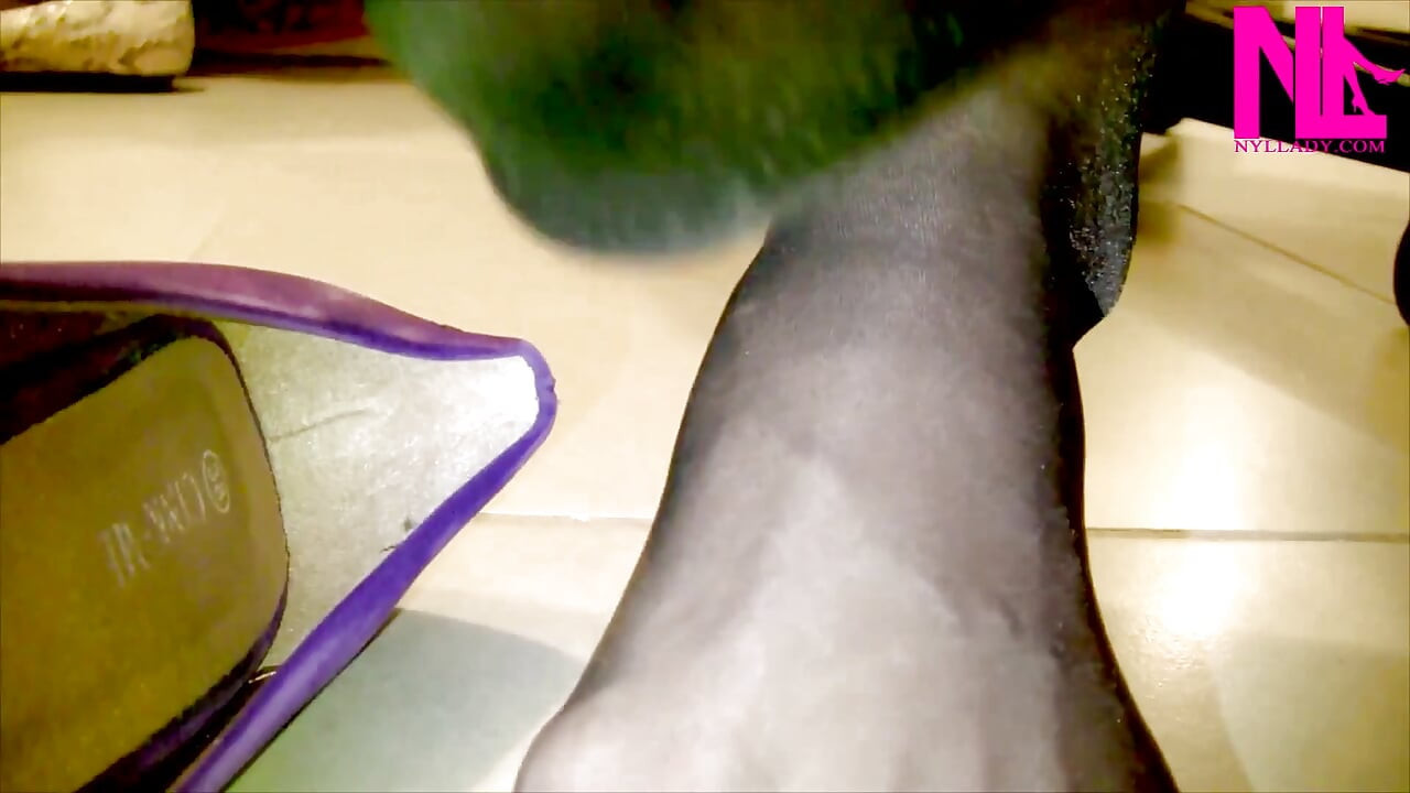 Shoeplay in Violet Soft Pumps and Black Butterflied Pantyhose