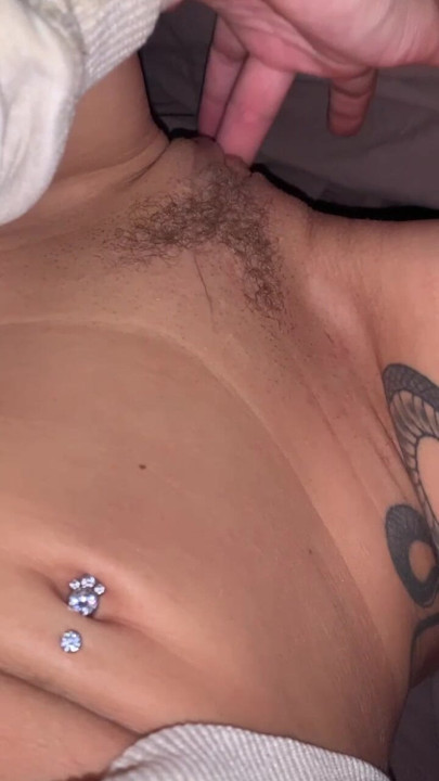 hot teen fingers her bulging big clitoris and fucks her pussy