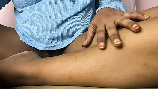 Hintli üniversite öğrencilerinin otel odasında amını parmaklama videosu