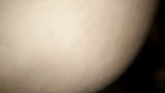 Hintli kız tesisatçıyla arka delikten sikişmeyi seviyor, anal seks