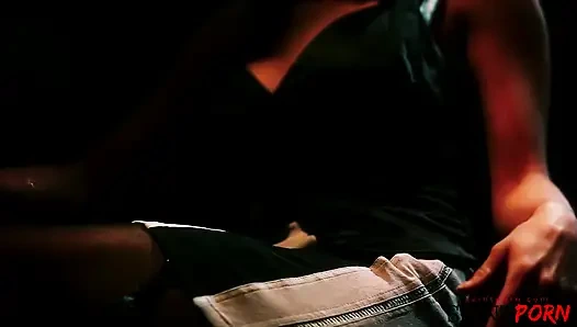 Rebecca More становится музой эрекции писателя Erotica