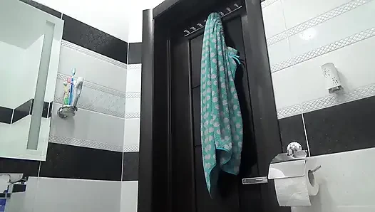 Guy loses towel in front of me SPH