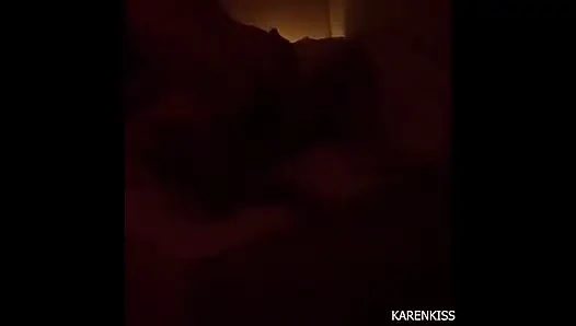 Melaporkan pertama kalinya saya dengan pria lain
