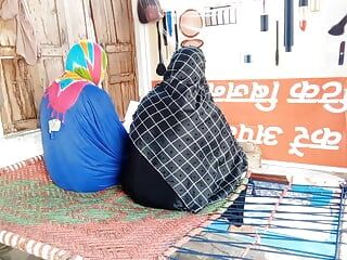 Dua Awek Kolej Muslim yang memakai tudung berkongkek dengan zakar besar