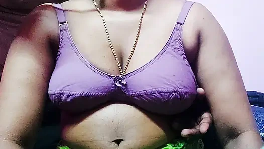 Tante tiri desi berhubungan seks dengan saudara laki-laki suami