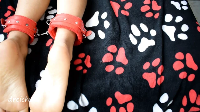 BONDAGE on the feet