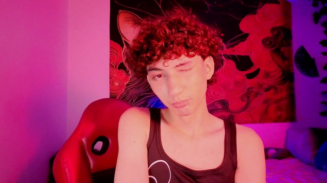 I'm new my name is Abyes, I hope you have fun with me, I hope you are good to me, I work on different platforms with this name