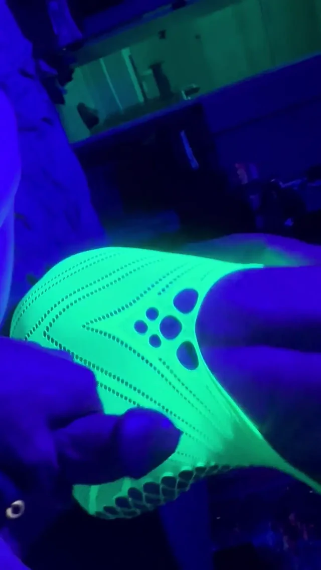 Zoey Portland Get Big Cock in Back of the Club