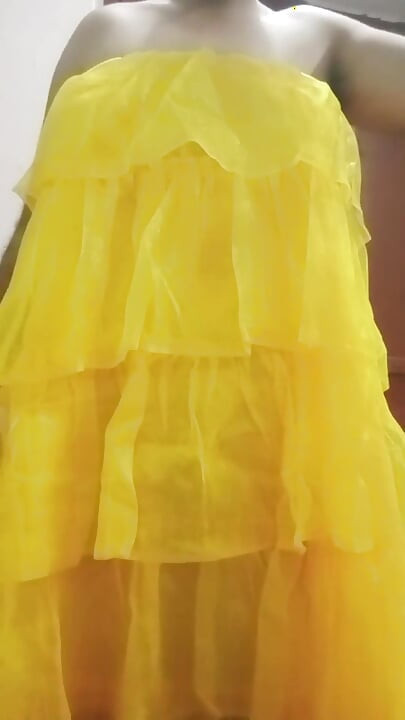 Indian Gay Crossdresser Gaurisissy XXX Sex in Yellow Lehenga