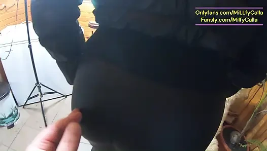 Тугие кожаные штаны и блестящий пуховок, инструкция по дрочке - курение, соблазнение и сперма на моей пухлой пальто