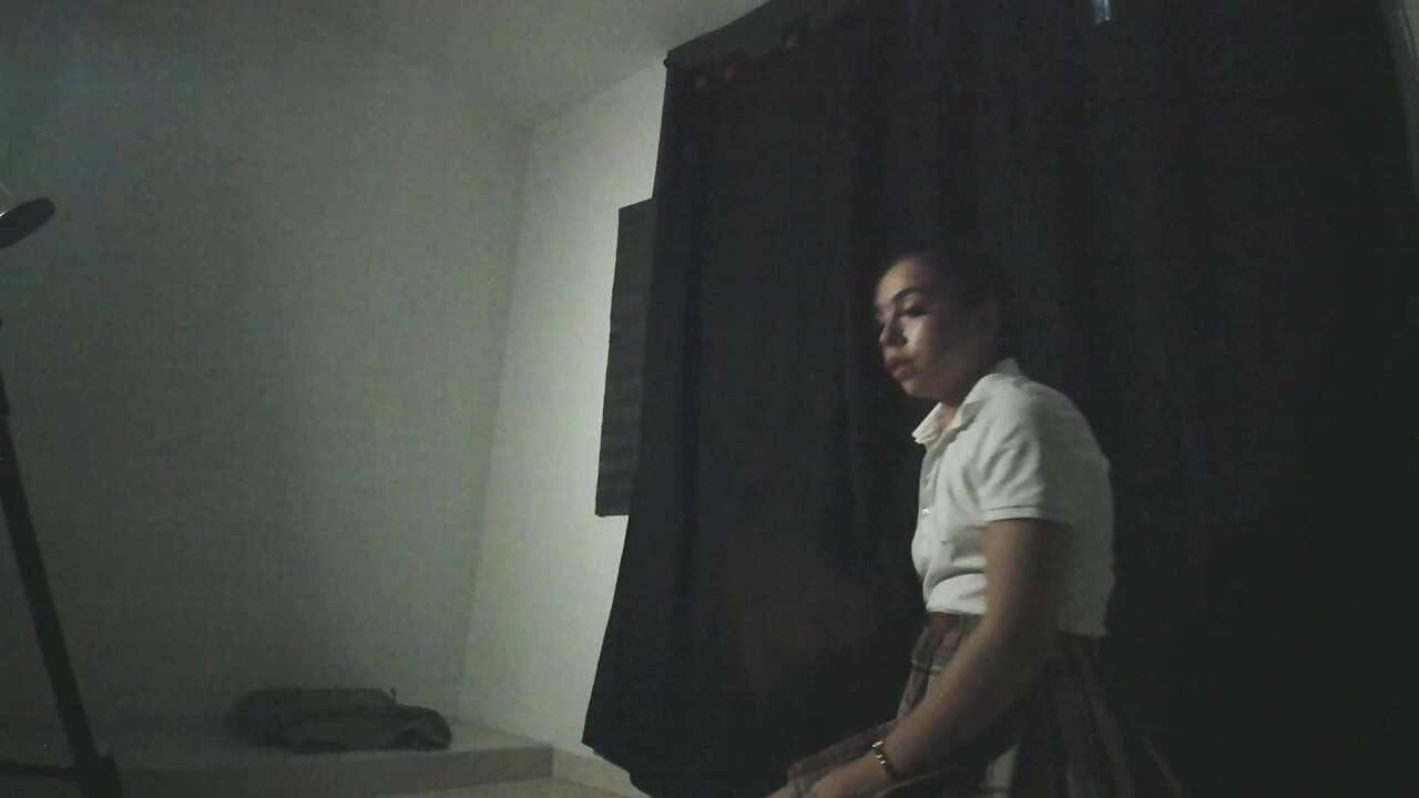 Schoolgirl Teen Agrees to Give Me a Blowjob and a Footjob for Cash