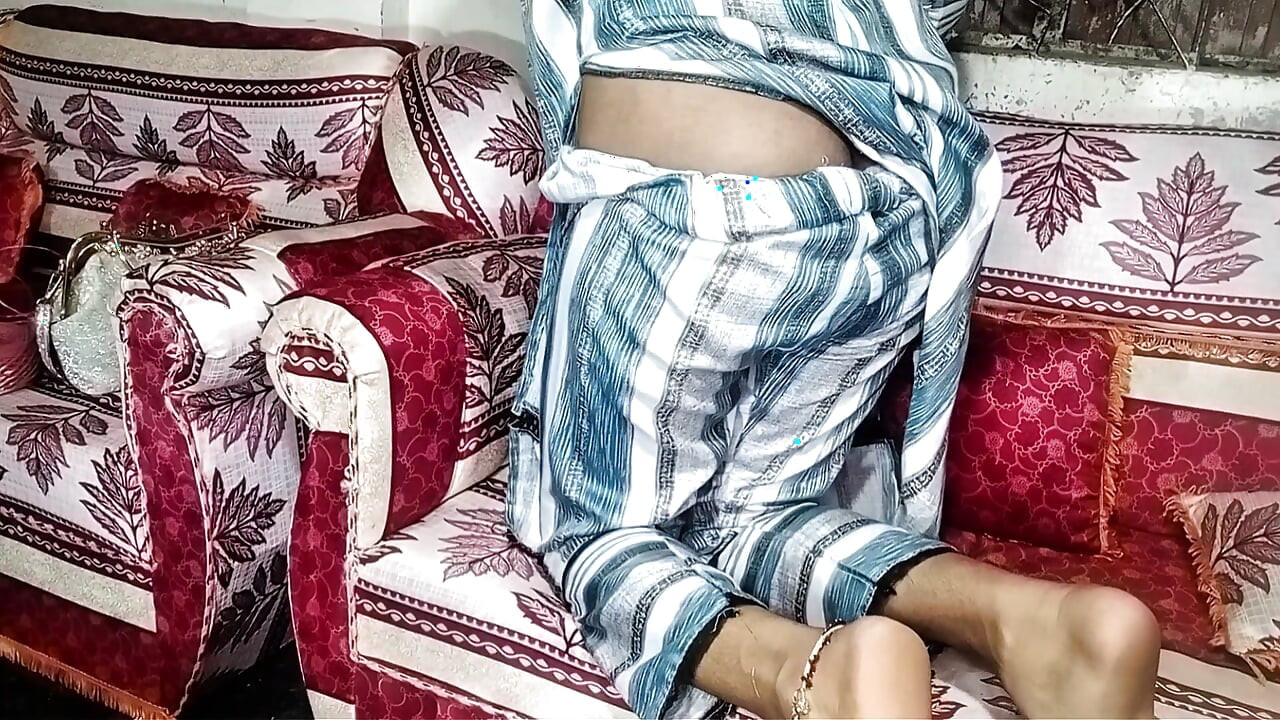 Primeira vez de sexo anal Tasneem