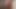 ふわふわのピンクのミュールが歩いてくる
